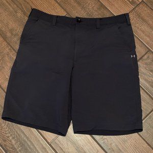 Men's Under Armor golf shorts- 38 waist